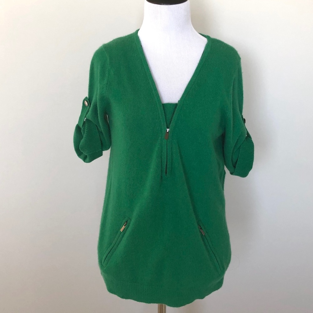BCBG MAXAZRIA 100% cashmere sweater